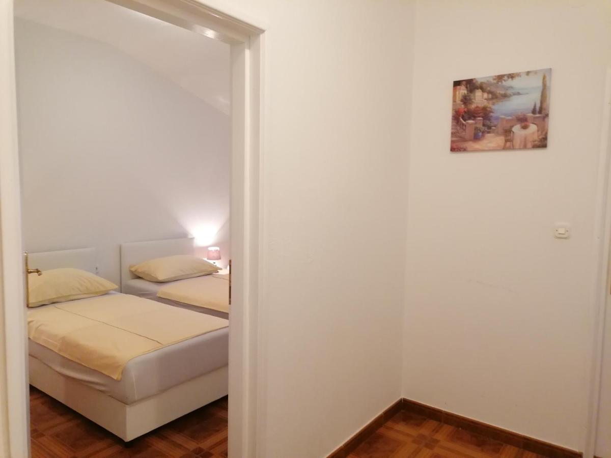 Apartmani Ivana Senj Senj  Εξωτερικό φωτογραφία