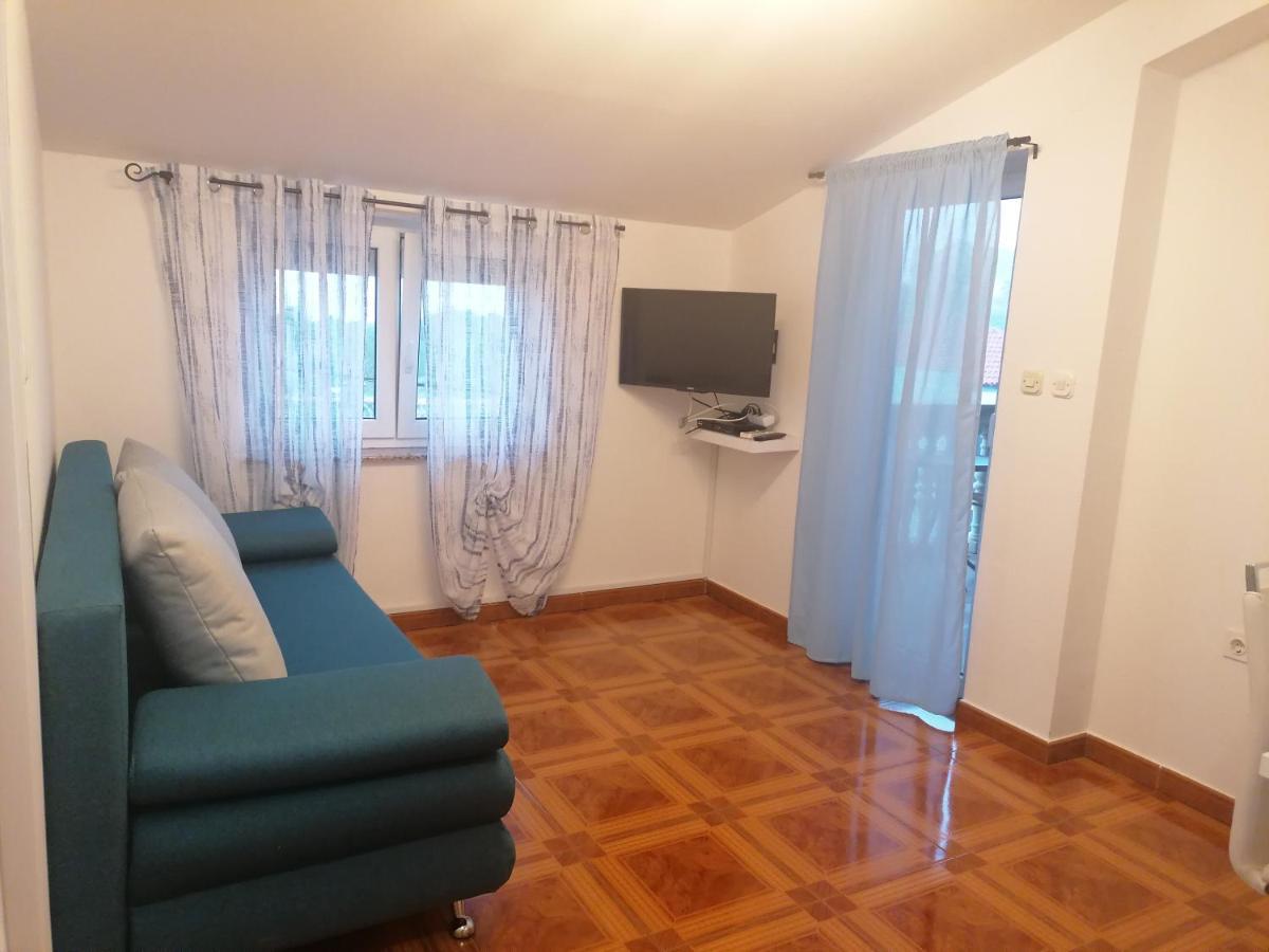 Apartmani Ivana Senj Senj  Εξωτερικό φωτογραφία